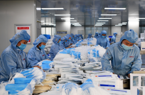 工信部派驻特派员医用防护服每天产值只增不减