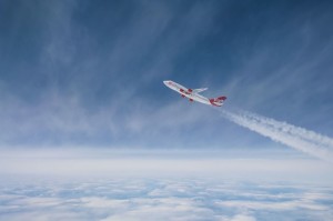 维珍轨迹预演波音747把火箭带到万米高空发射