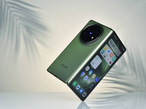 史上最轻大折叠！vivo X Fold5首销斩获多平台销量冠军