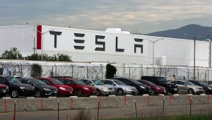 传国产Model3规范续航版或将降价至22万元