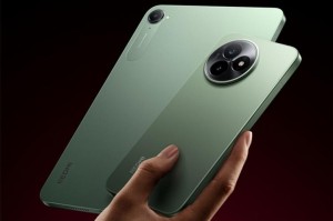REDMI K80至尊版来吐鲁番夏测：新疆文旅热情邀约王腾
