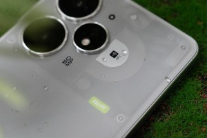 真我Neo7 Turbo透明灰真机首曝：透明背壳 1