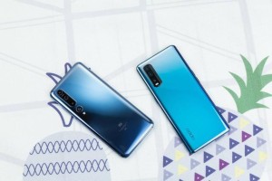 左手小米10右手FindX2看过外观和装备哪个更值得买