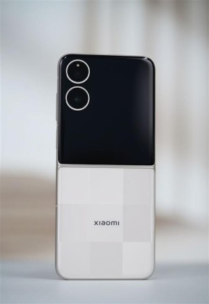 小米MIX Flip 2定制版发布：YU7同款配色 5999元起