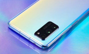 从iPhoneX换到荣耀V30是什么体会用户对比了四个点距离蛮大