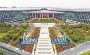 进博会技术装备区超41家展商首发新品，全球首发9件中国首发28件 既秀硬核科技，也秀与中国“恩爱”