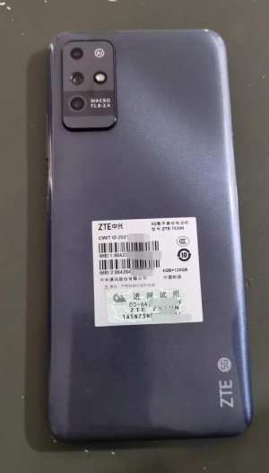 中兴通讯发布首款双模5G手机下一年将发10款5G手机