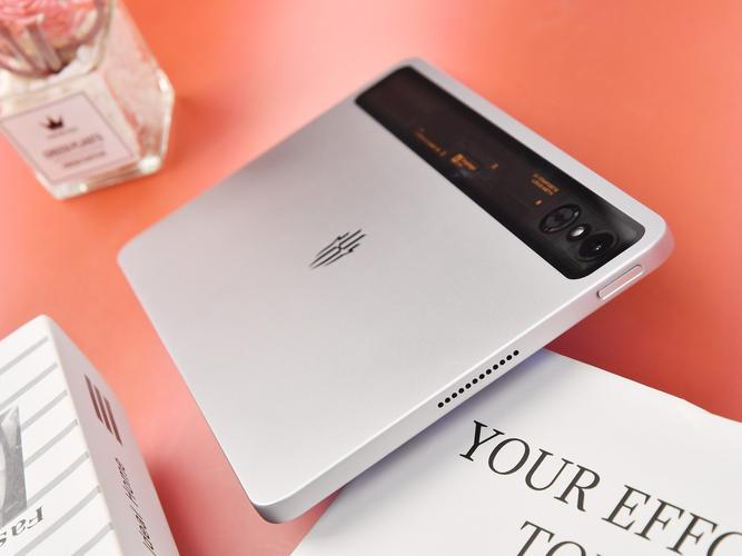 红魔电竞平板3 Pro对比Y700、iPad mini：9英寸屏机身反而更小