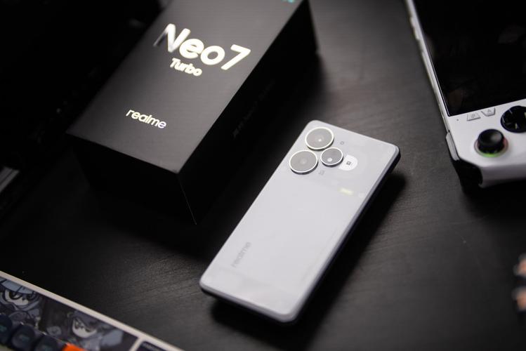 挑战2.5K档内最强性能!真我Neo7 Turbo定档:5月29日见